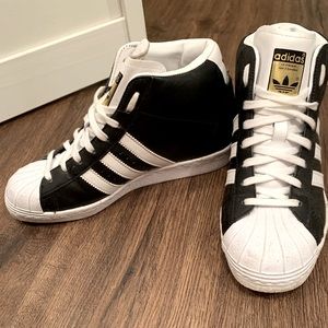 Adidas high top superstars